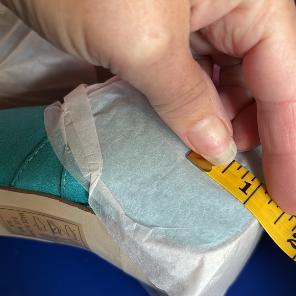 Shoedazzle high heel shoes - Picture 7 of 12